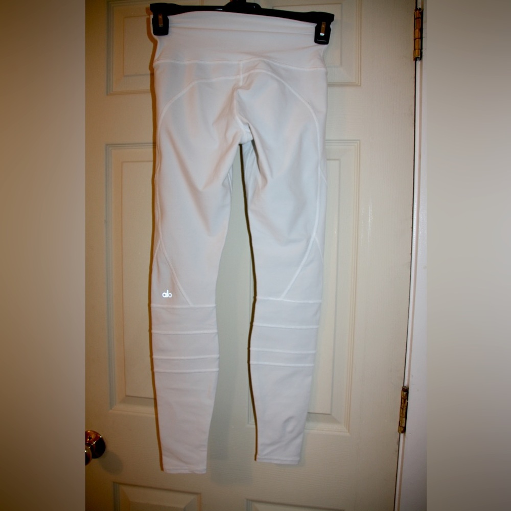 Alo yoga Moto style white leggings
